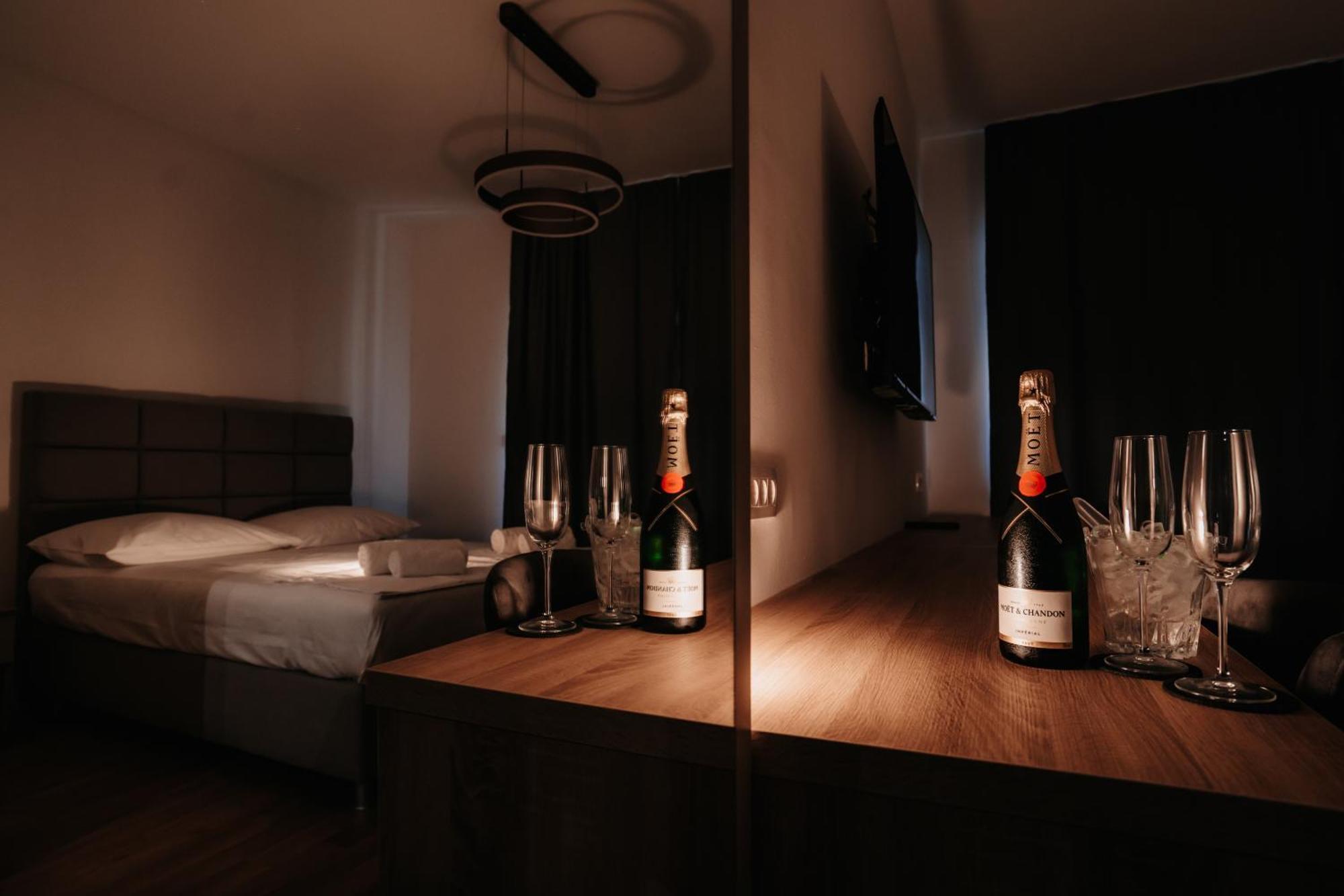 Toro Hospitality Leilighet Mostar Eksteriør bilde
